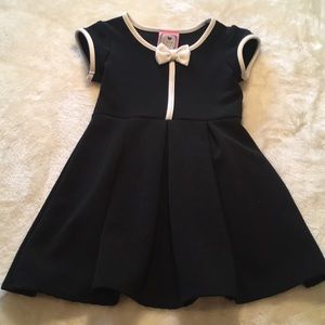 Cute Black & White Dress